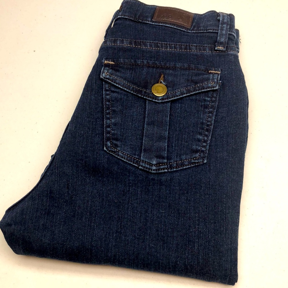 LIKE NEW LEE DARKWASH CLASSIC FIT JEANS 6/28x29 ⭐️